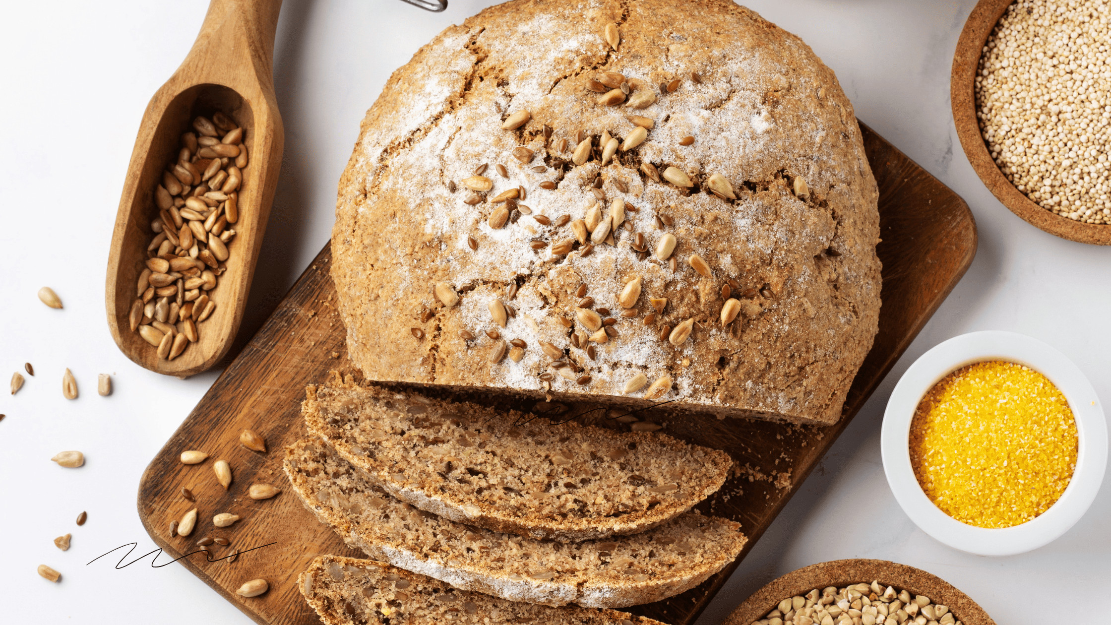 Vollkornprodukte in der veganen Familienküche – nährstoffreiche Getreidearten wie Hafer, Dinkel und Hirse für gesunde, pflanzliche Ernährung mit Ballaststoffen, Eisen und Zink